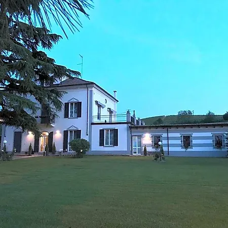 Prestigio Bed & Breakfast 4*