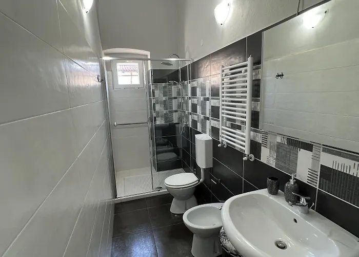 Prestigio Bed and Breakfast Νόβι Λίγκουρε