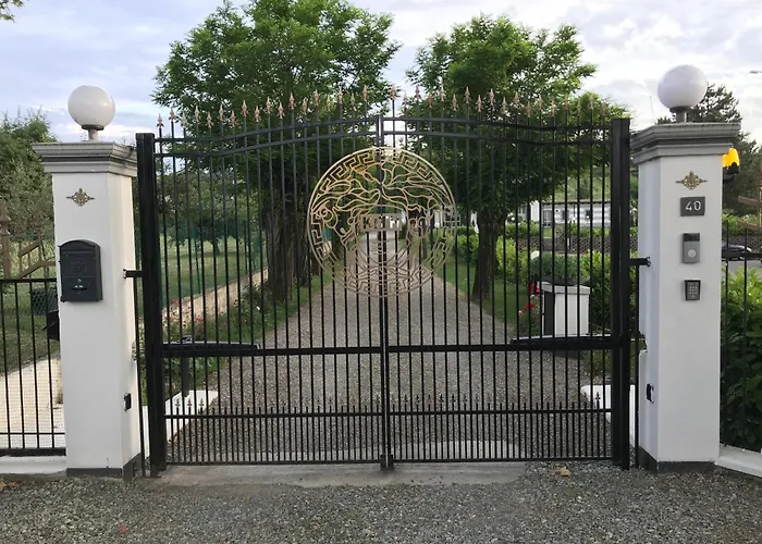 Prestigio Oda ve Kahvaltı 4*